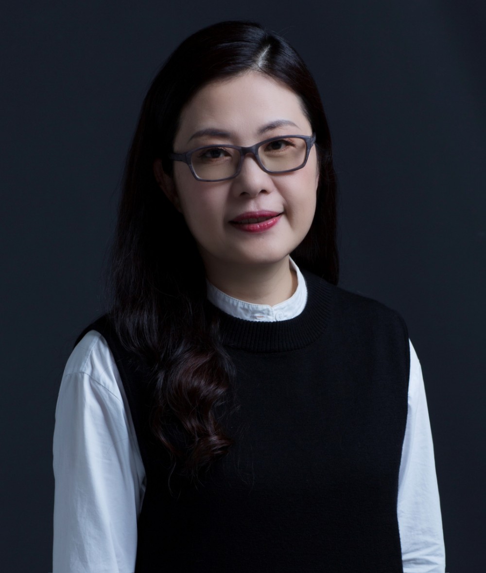  经理、党委副书记 王华琳